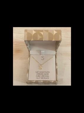 ⚡️Isabella M "S" Initial Necklace